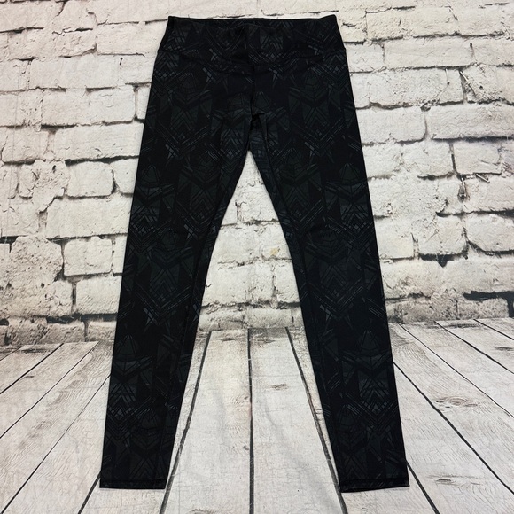 Alo Cropped Leggings Size M - Picture 2 of 10